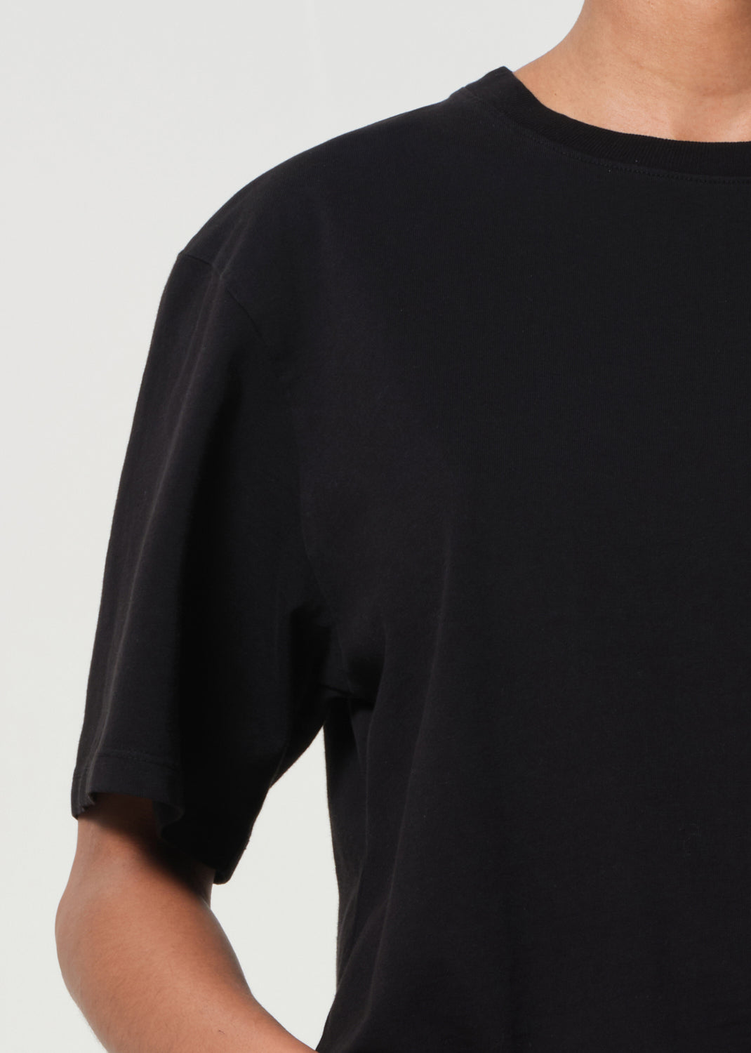 Sulma Tee in Black