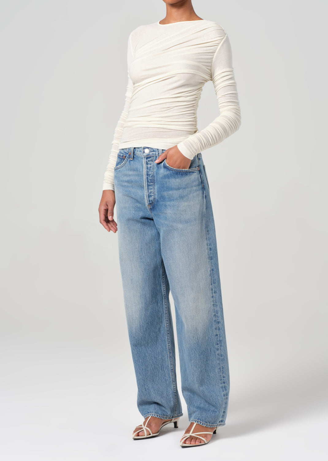 Tania Twist Tee in Oat Milk