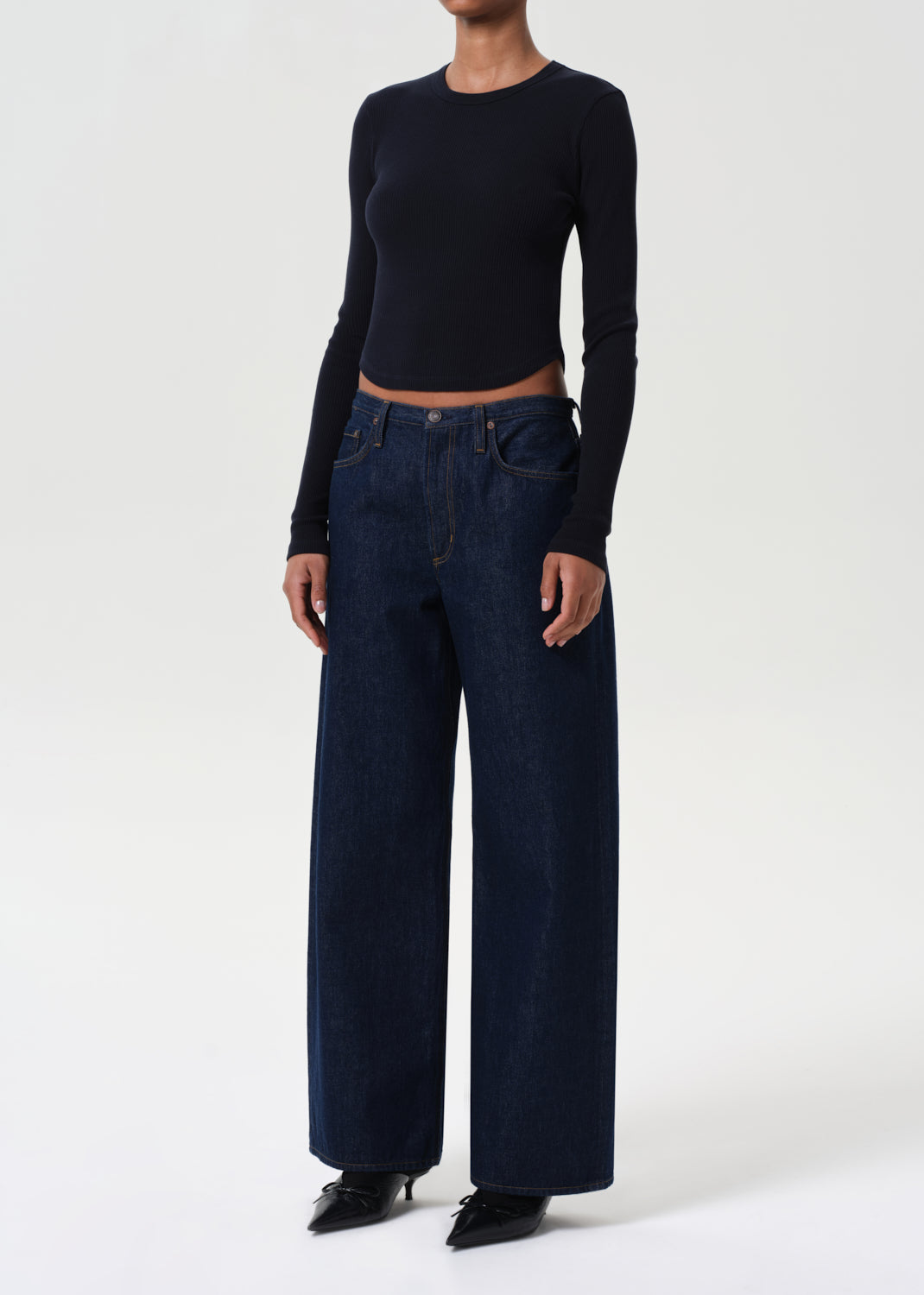 Neema Tee in Mirage