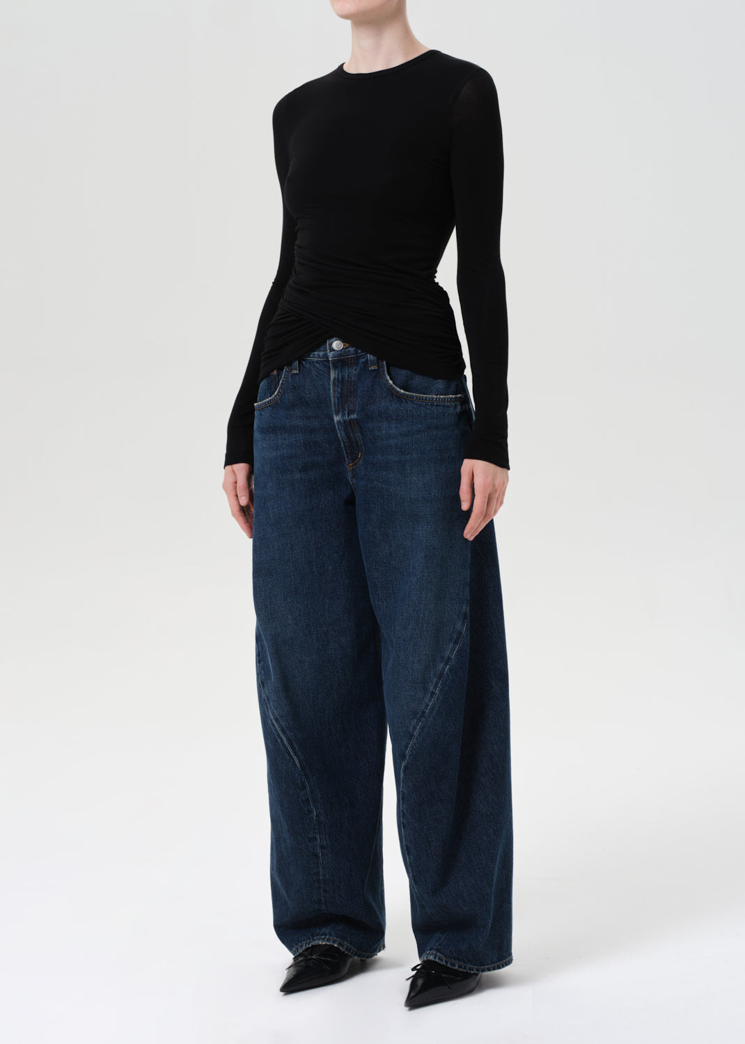 Eve Twist Tee in Black