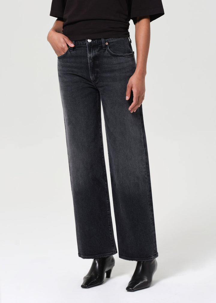 Harper Straight Jean (Stretch) in Radius