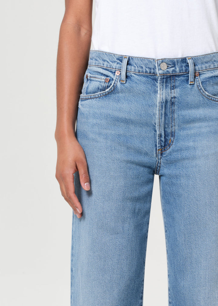 Harper Straight Jean (Stretch) in Kindle