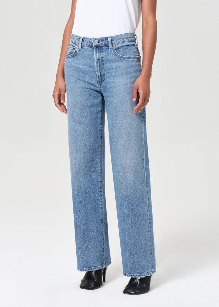 Harper Straight Jean (Stretch) in Kindle