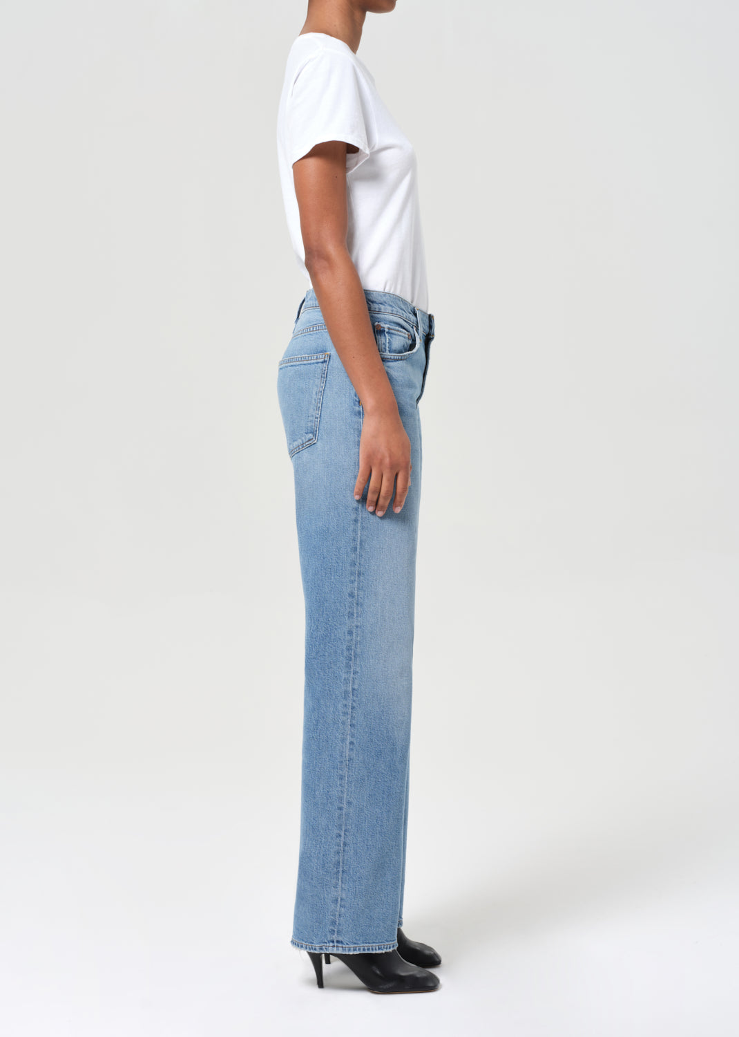 Harper Straight Jean (Stretch) in Kindle
