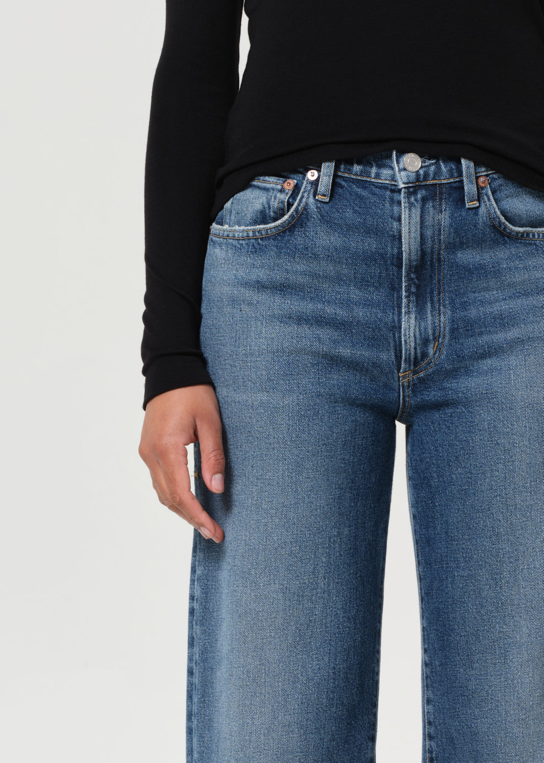 Harper Straight Jean (Stretch) in Enroll