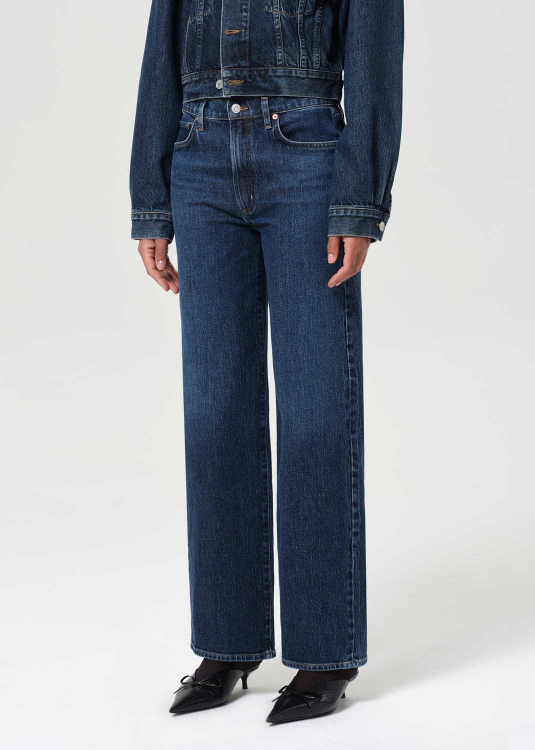Harper Straight Jean (Stretch) in Echo