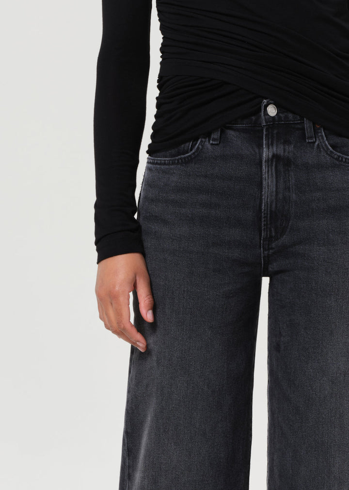 Harper Crop Jean in Radius
