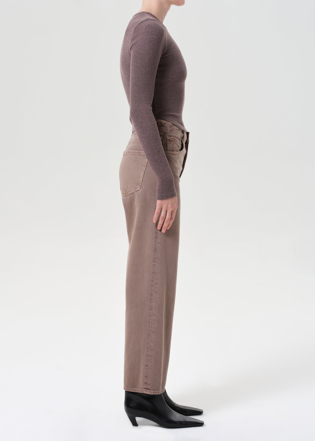 Ren Jean in Ceramic