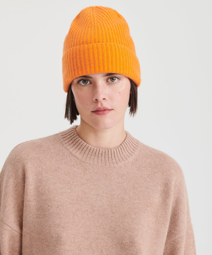 Signature Cashmere Ribbed Beanie