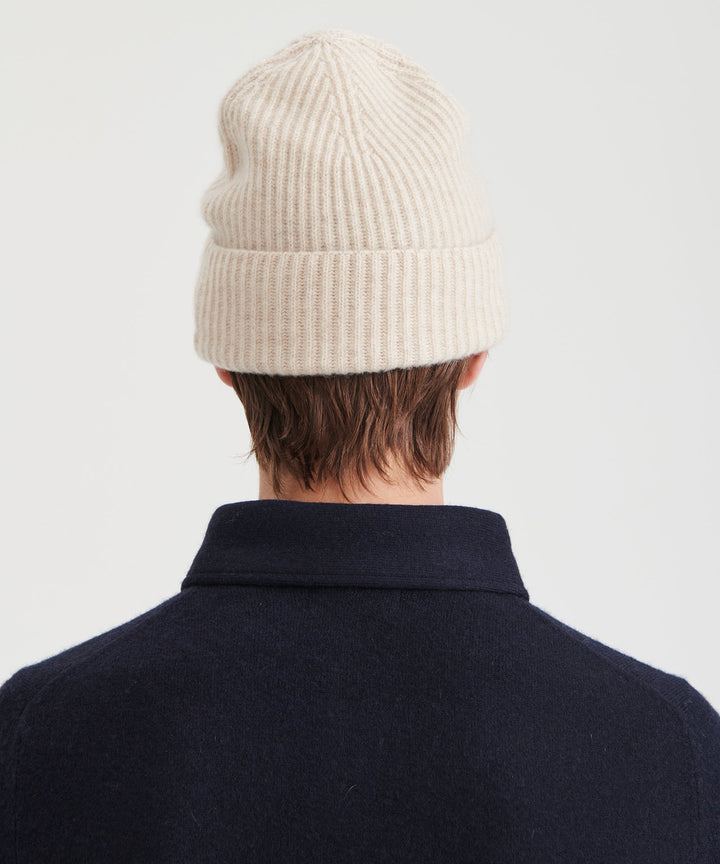 Signature Cashmere Ribbed Beanie