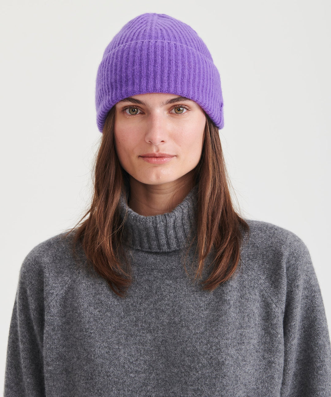 Signature Cashmere Ribbed Beanie