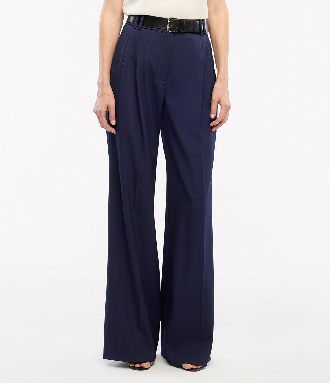 Twill Pleated Trouser