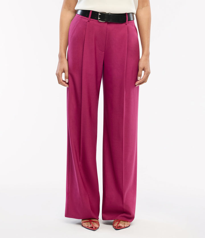 Relaxed Wide Leg Pant