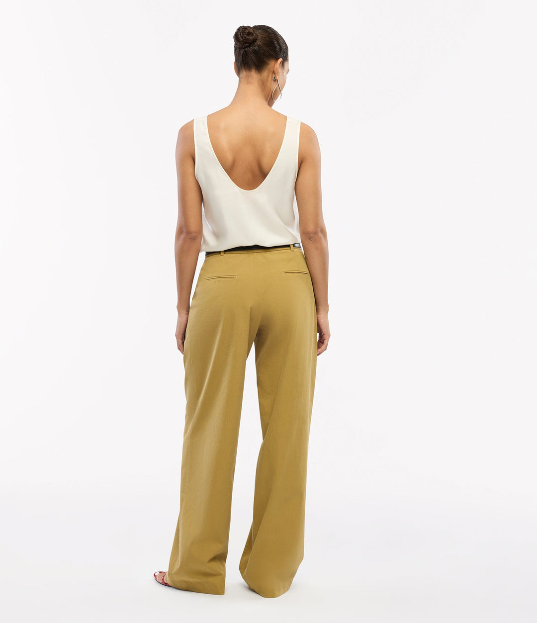 Relaxed Wide Leg Pant