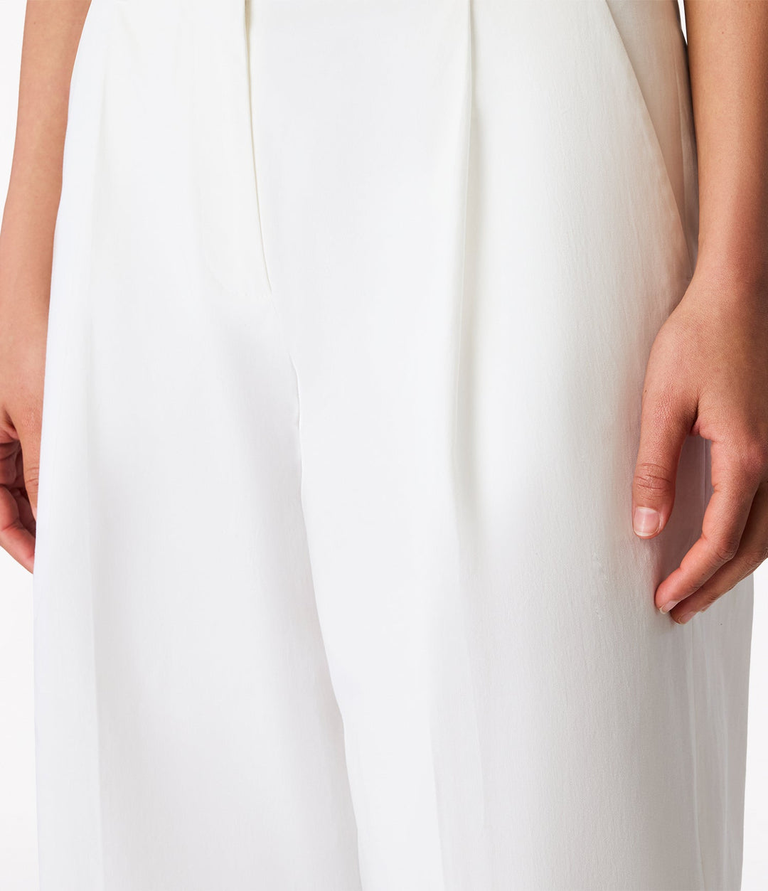 Relaxed Wide Leg Pant