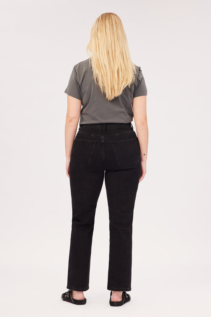 ASE PLUS - STRAIGHT JEANS | VENTURA