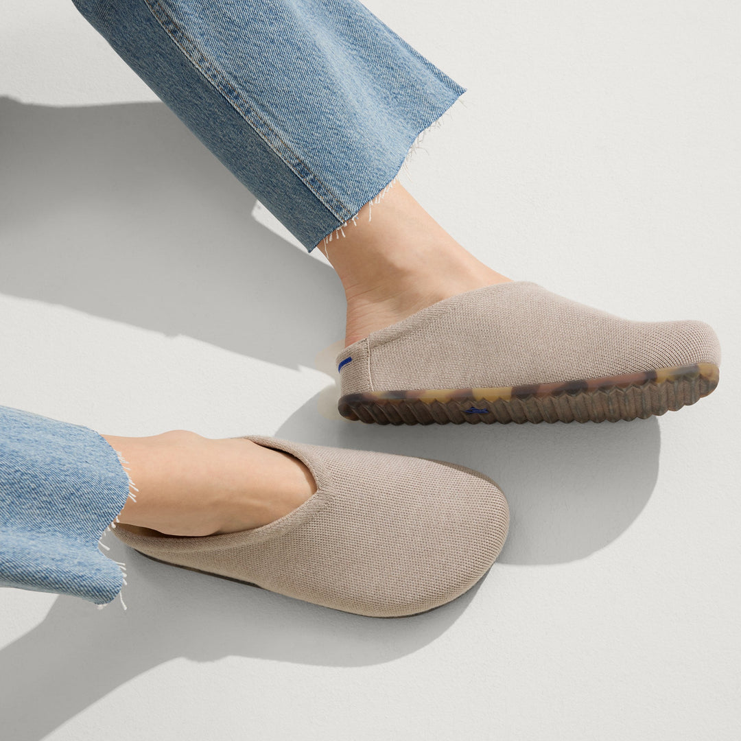 The Casual Clog - Dove