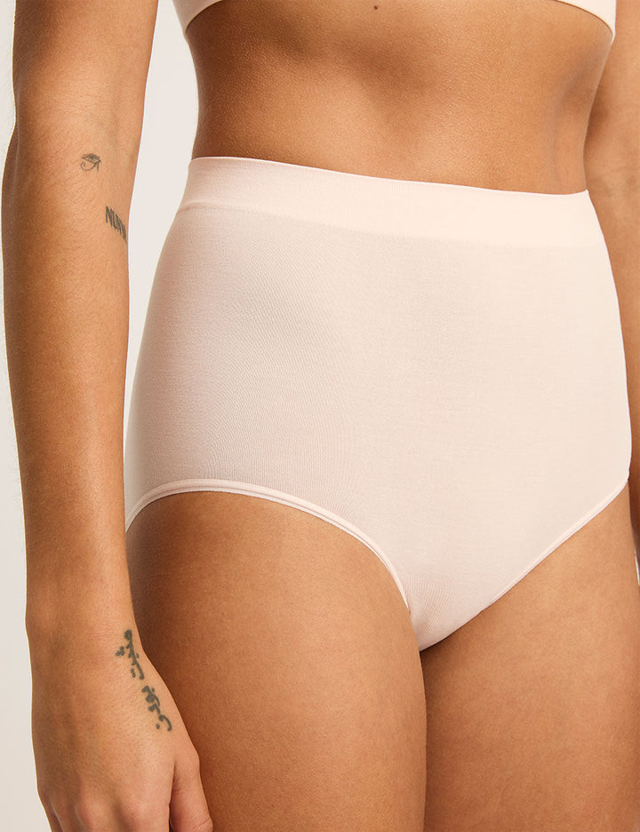LYOLYTE Full Low Leg Briefs - Powder Pink