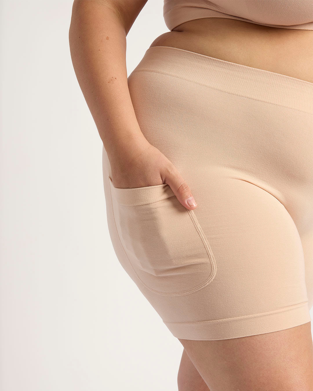 Seamfree Undershorts with Pocket 6" - Shell