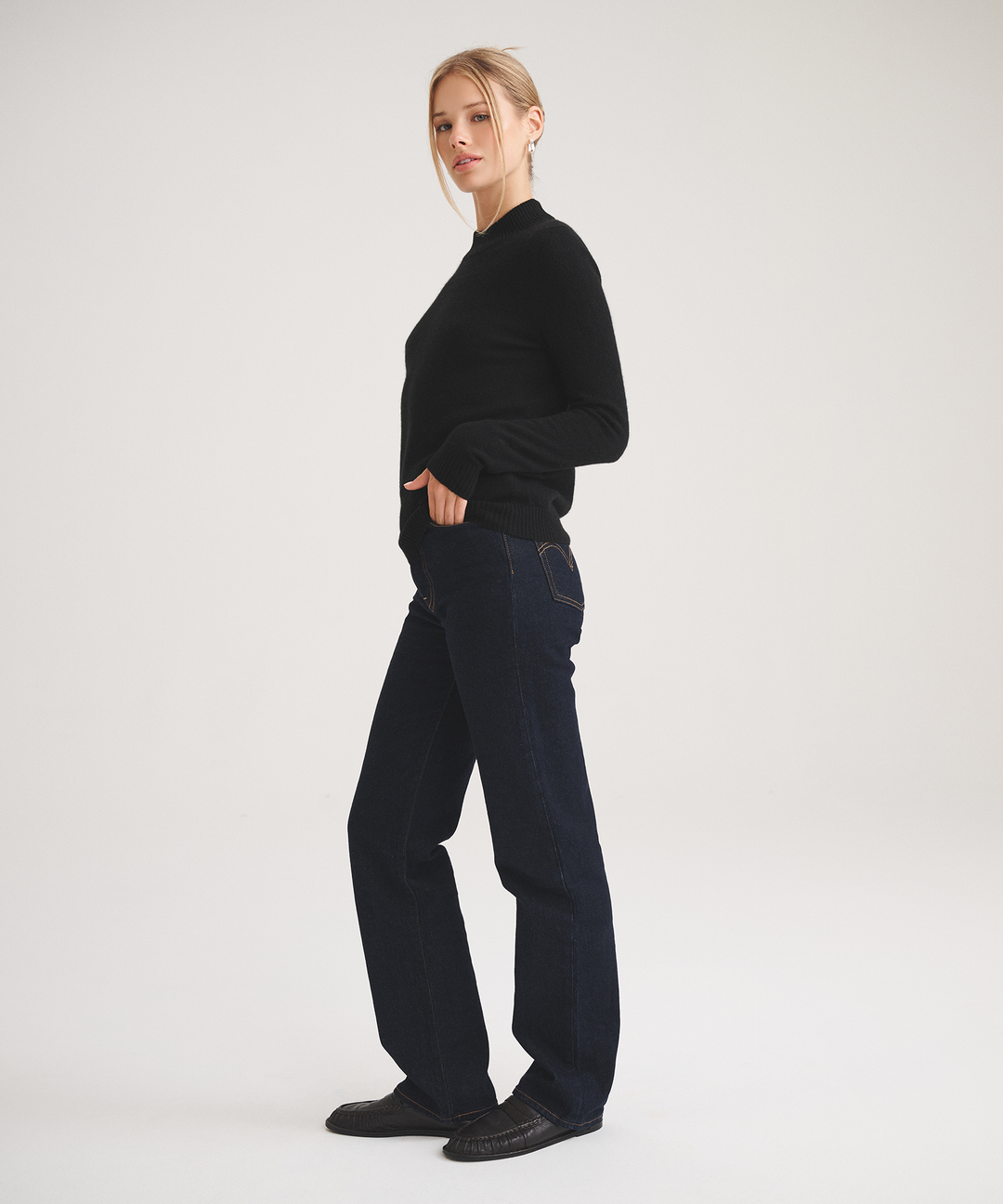 Basic Cashmere Mockneck Sweater