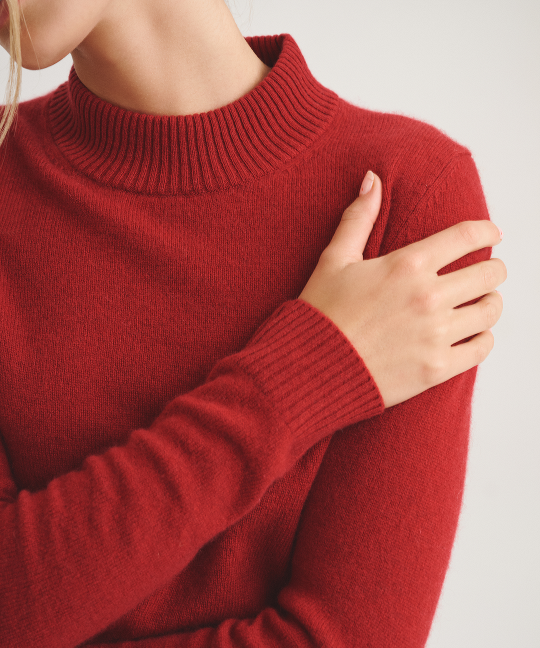 Basic Cashmere Mockneck Sweater