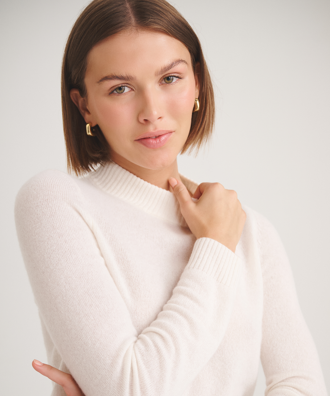 Basic Cashmere Mockneck Sweater
