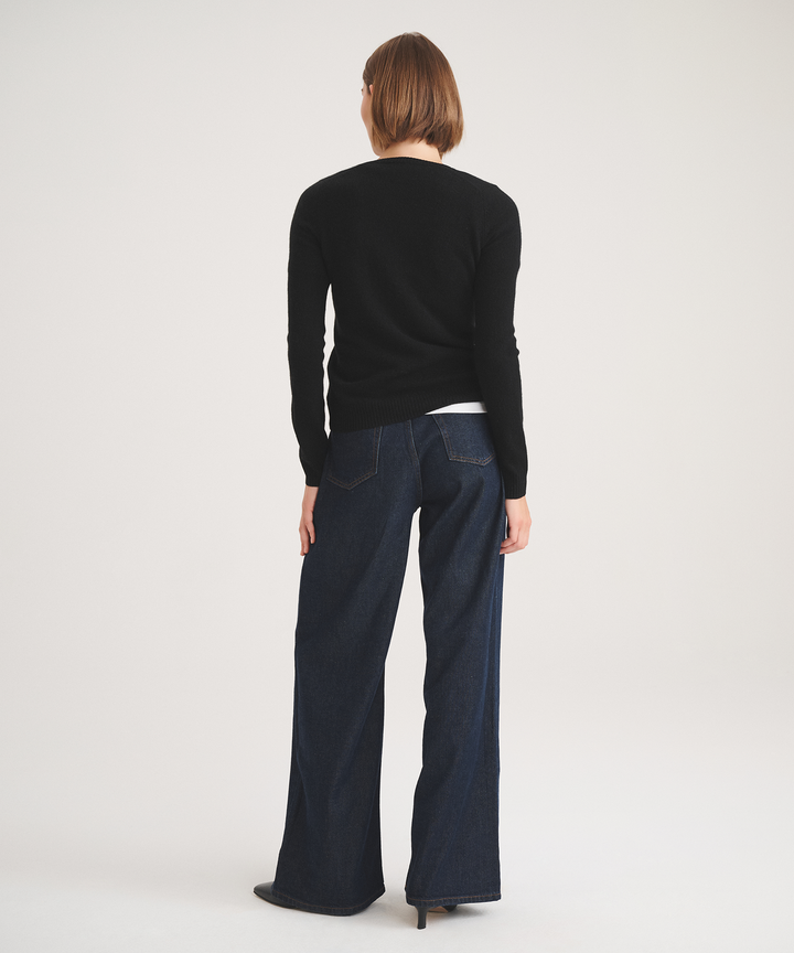 Basic Cashmere V-Neck Sweater 