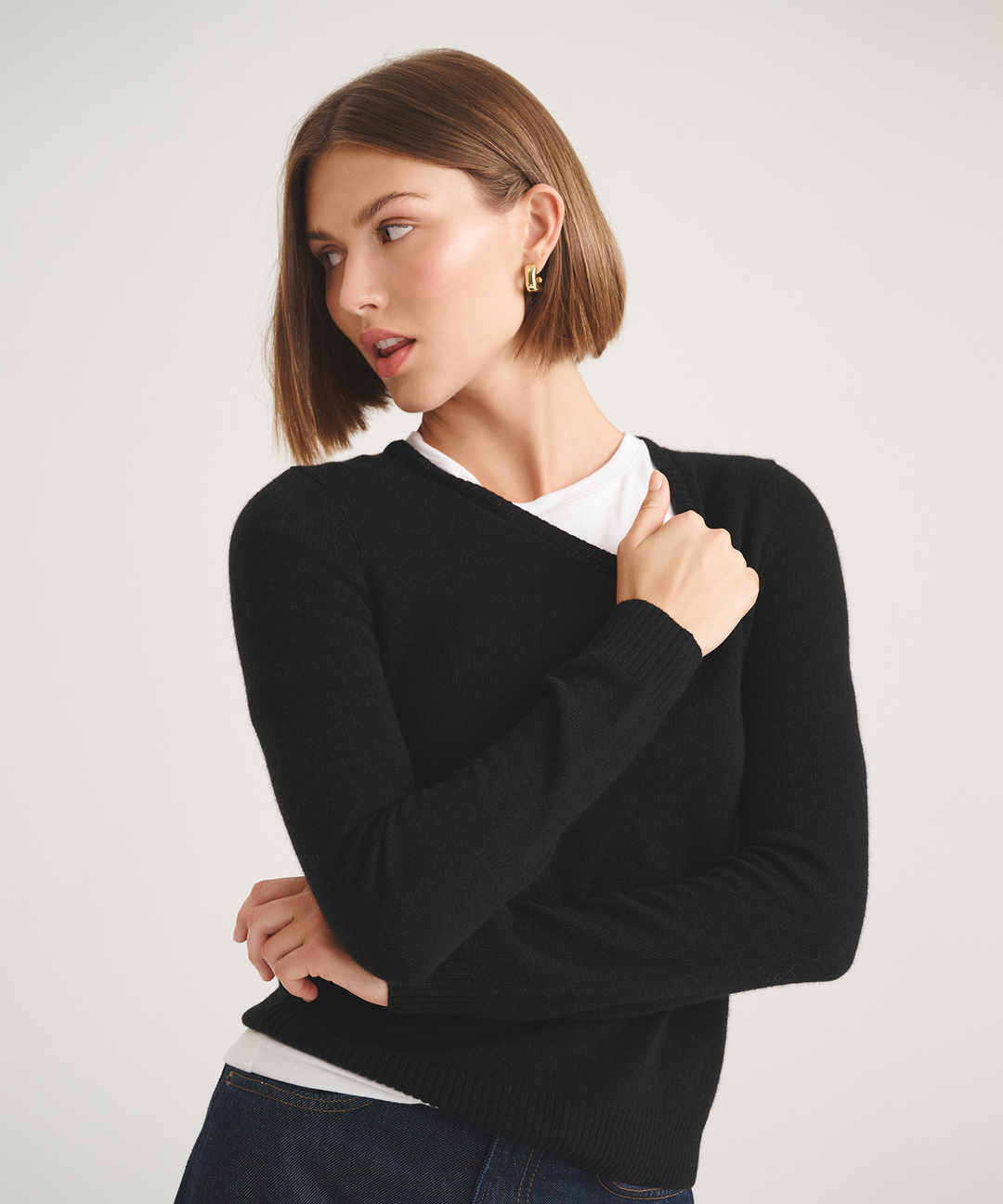 Basic Cashmere V-Neck Sweater 