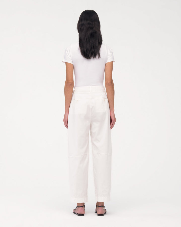 Curved Chino