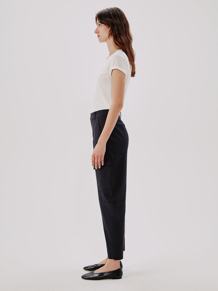 Curved Cargo Pant