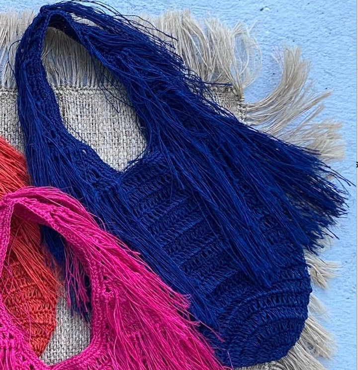 Fishtail bag
