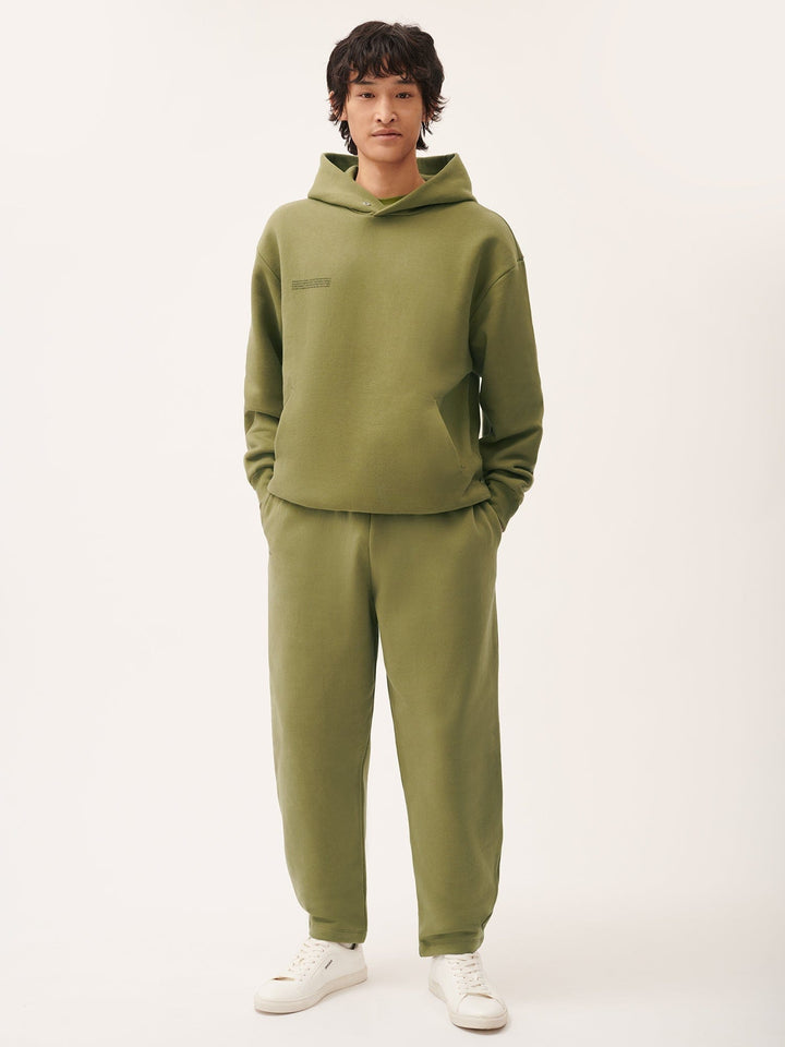 Mens DNA Barrel-Leg Track Pants—highland green