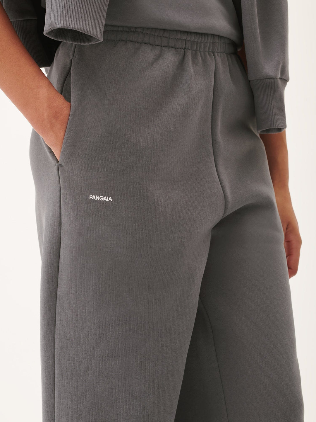 Womens DNA Barrel-Leg Track Pants—atmosphere grey