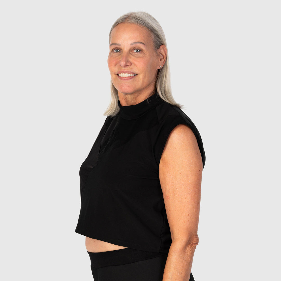 black 'all-over reroll' cropped tank top