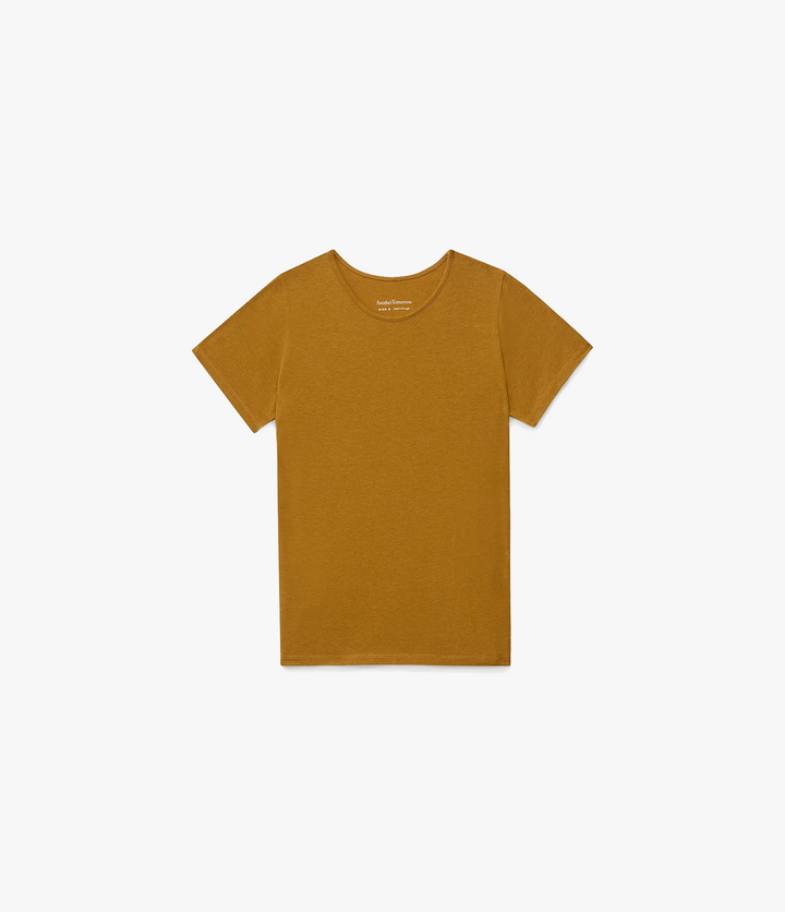 Fitted Tee