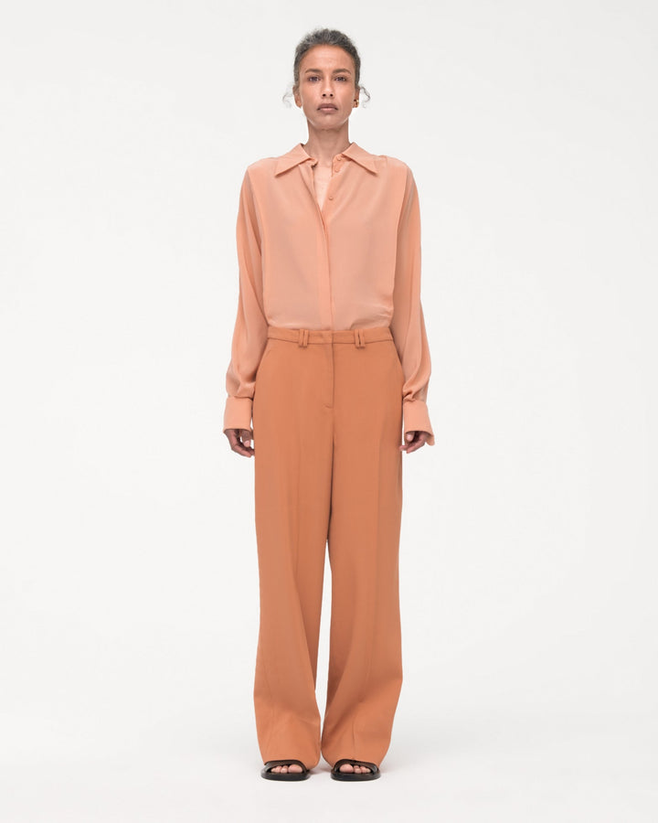 Fluid Trouser
