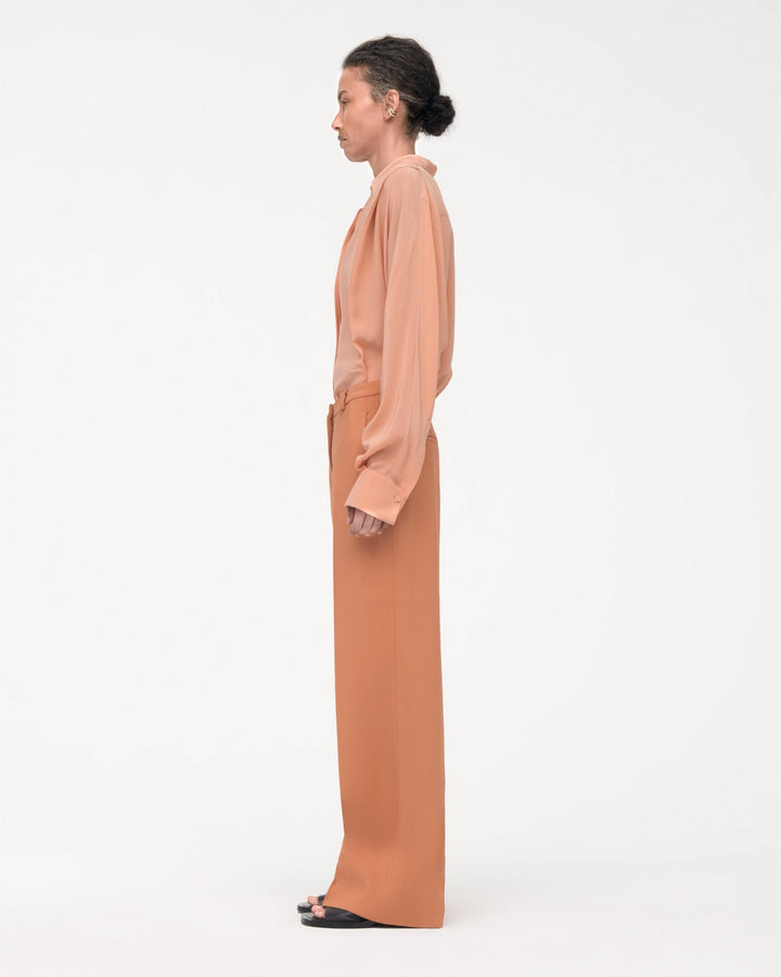 Fluid Trouser