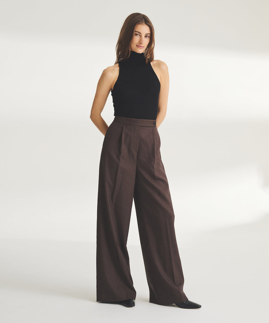 Super Fine Cashmere Sleeveless Turtleneck
