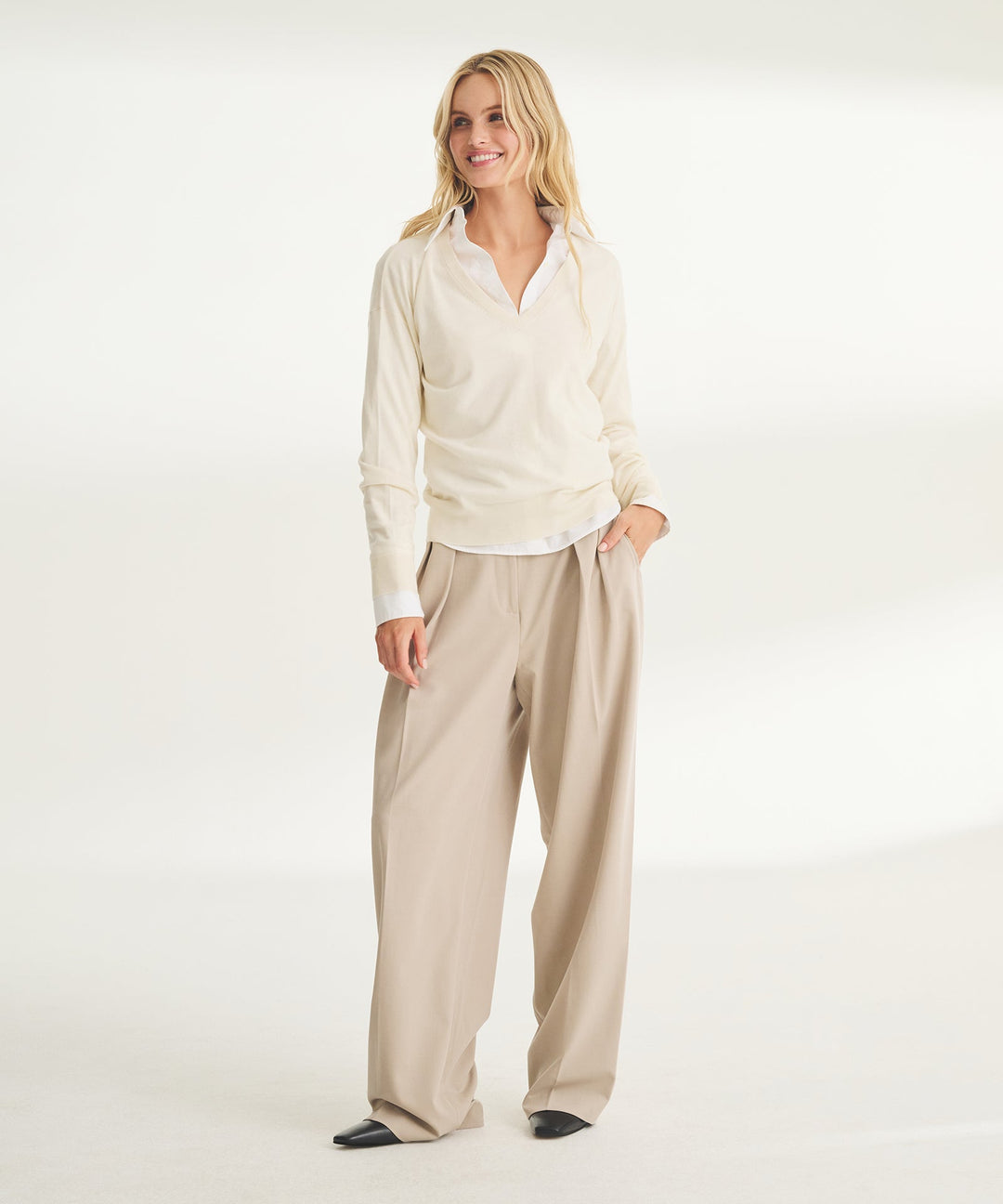 Super Fine Cashmere V-Neck
