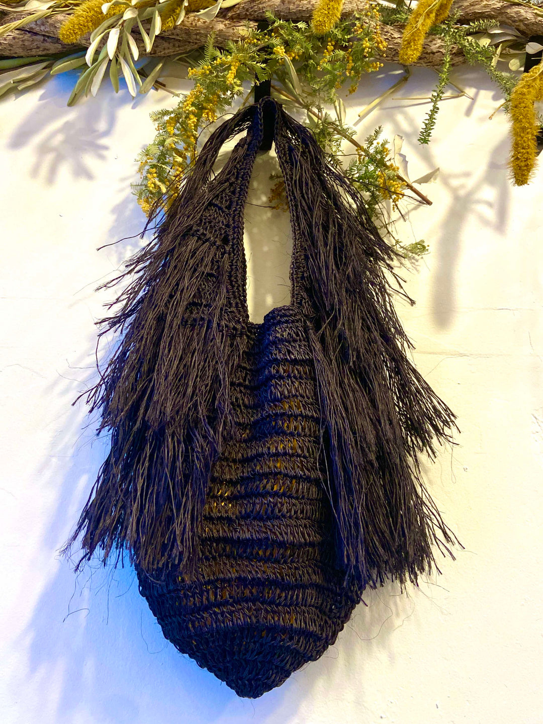 Fishtail bag