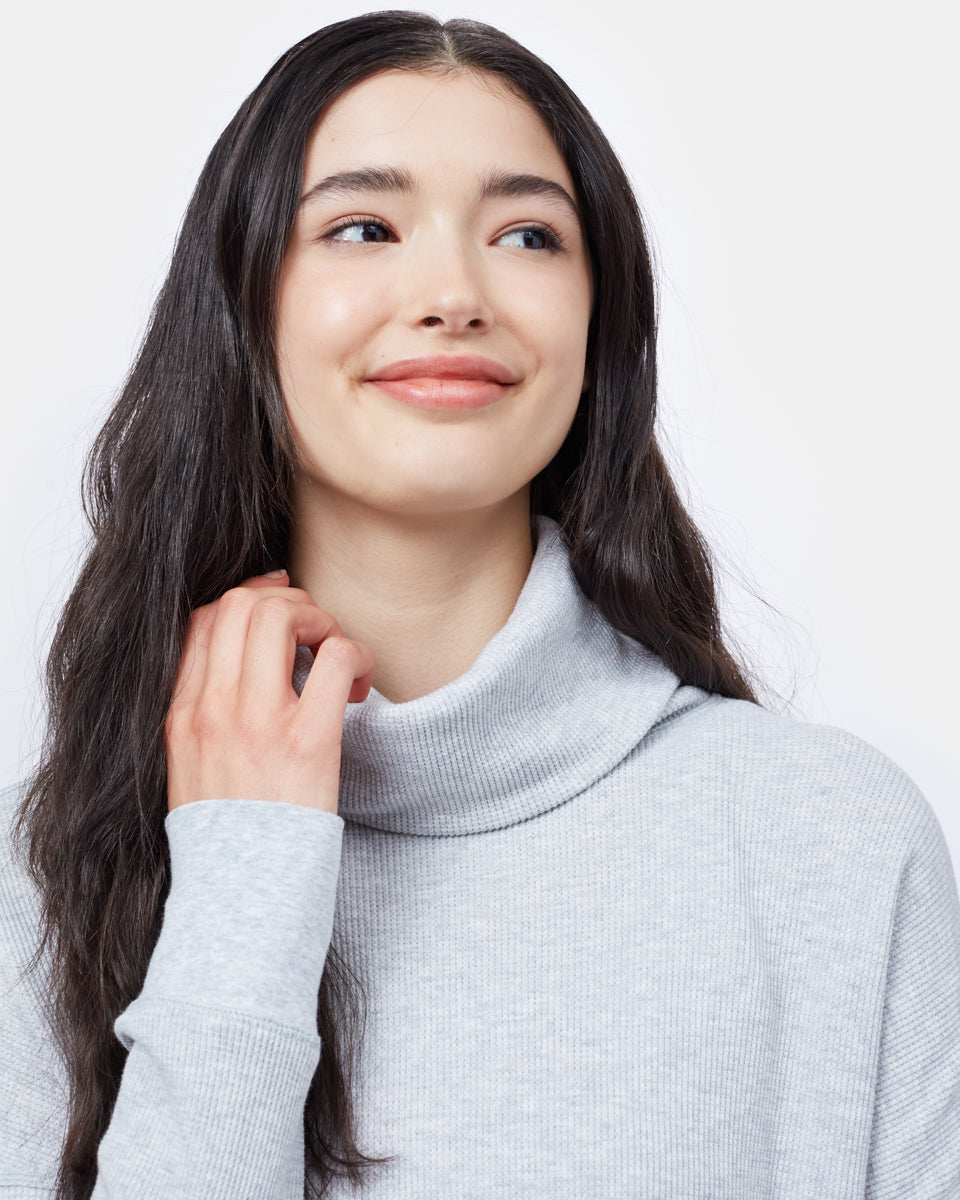 Highwood Turtleneck