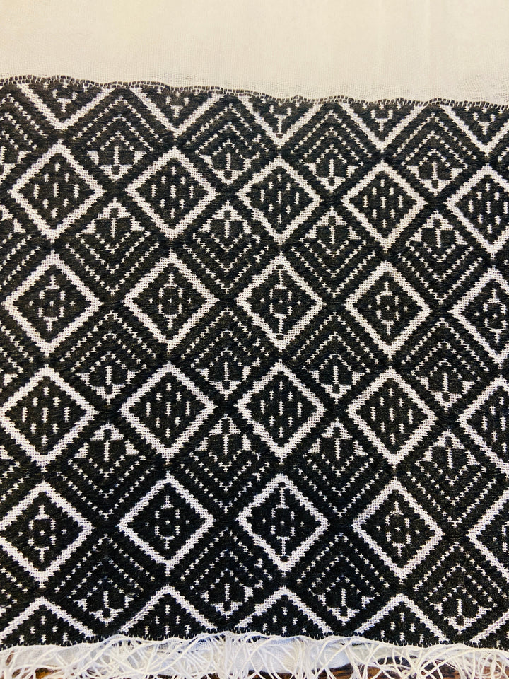 Tilet, handloomed scarf
