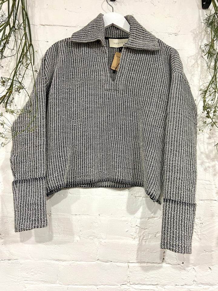 Yared, polo neck pullover