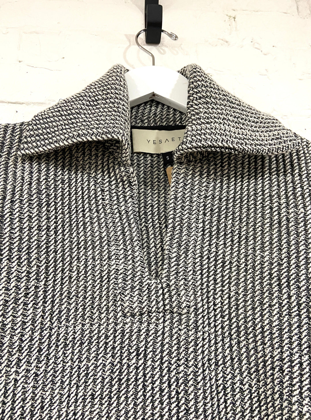Yared, polo neck pullover