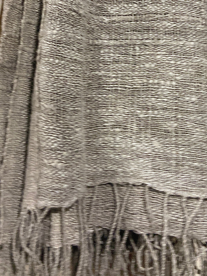 Saba, handloomed Silk scarf