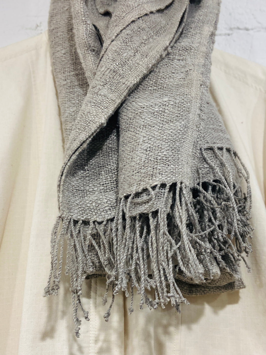 Saba, handloomed Silk scarf