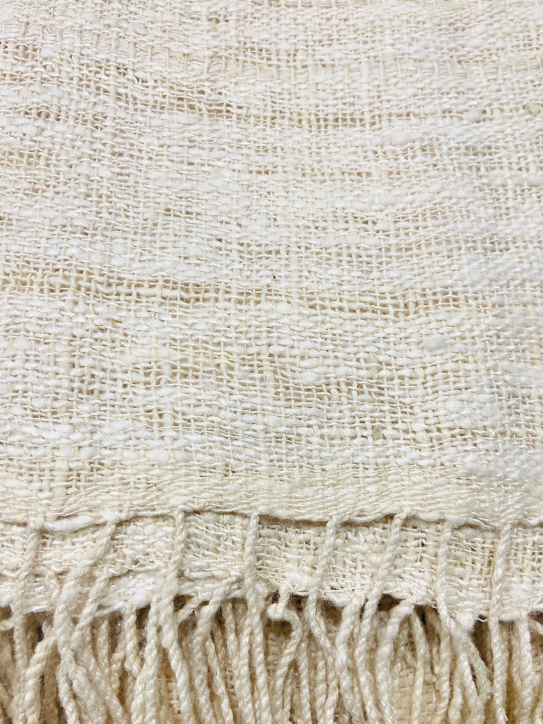 Saba, handloomed Silk scarf