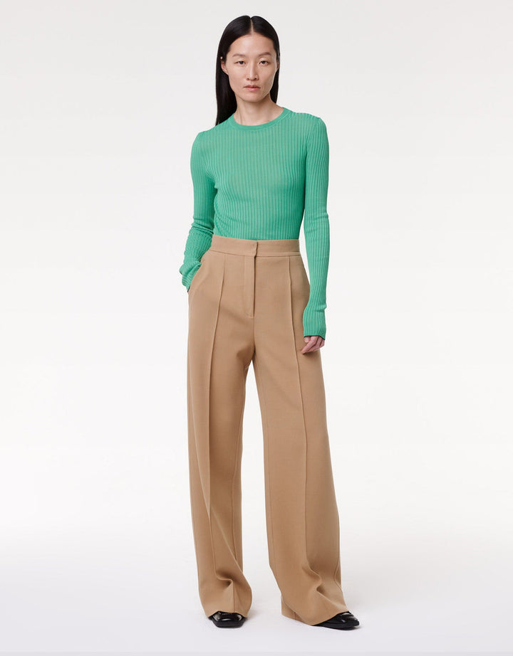 Fitted Long Sleeve Knit