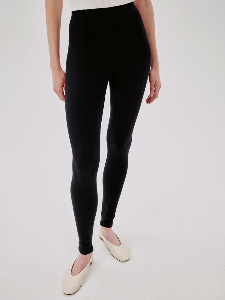 Seamed Legging