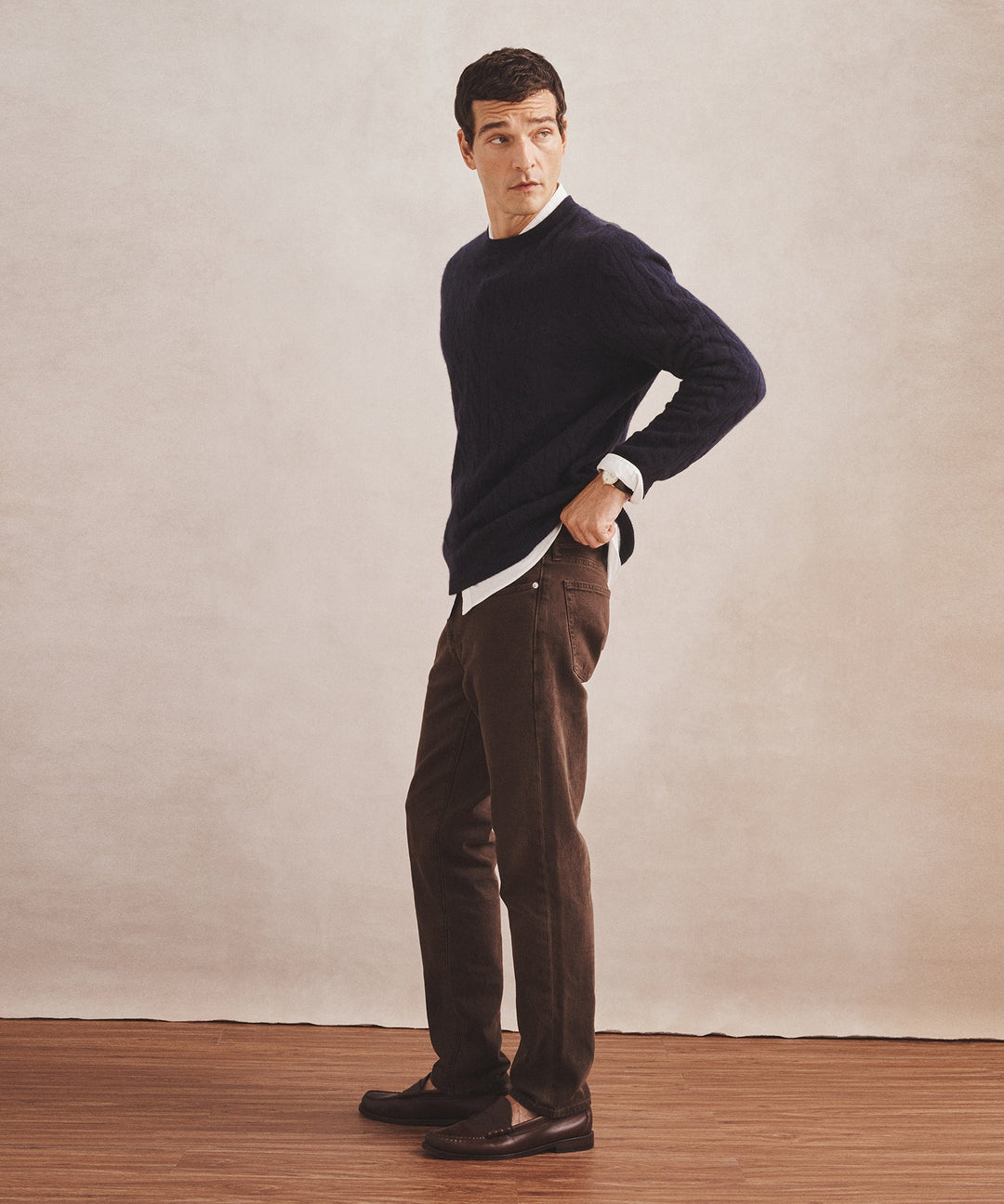 Lightweight Cashmere Cable Crewneck Sweater